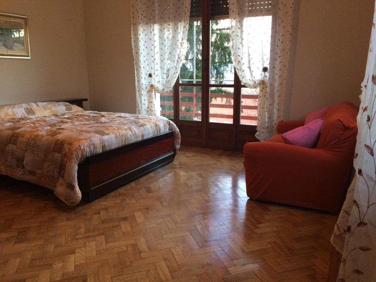 Bed and Breakfast Casa Maruca Gassino Torinese Exterior foto